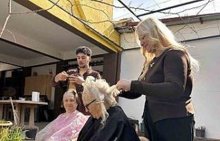 Bergama’da şehit ve gazi ailelerine bayram öncesi...