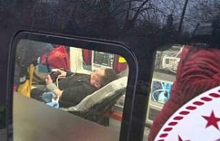 Beykoz’da İETT otobüsü kaldırıma çarptı:...