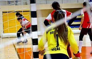 Bilecik’te futsal turnuvasında madalya ve kupalar...