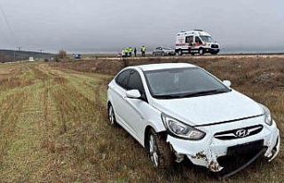 Bilecik’te ıslak yol kazaya neden oldu: 2 yaralı