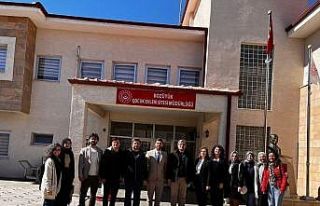 Bilecik’te ortaokul öğrencilerine bayram hediyesi