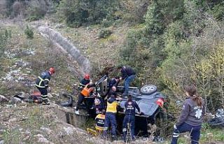 Bilecik’te otomobil takla attı: 2 yaralı