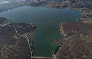 Bolu’da dağlardaki karlar eridi, su seviyesi yüzde...