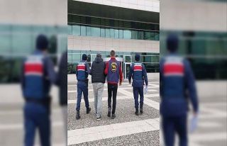 Bolu’da hırsızlık şüphelisi JASAT tarafından...