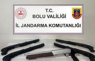 Bolu’da ruhsatsız 5 av tüfeği ele geçirildi