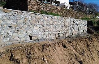 Bozdoğan’da taş duvar örme işi tamamlandı