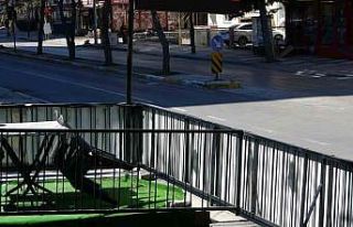 Bu kavşağa giren sürücüler kaza sonucu ya sanayiye...