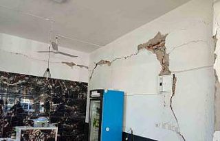 Buldan’da 5.1’lik depremin ardından bazı işletmelerde...