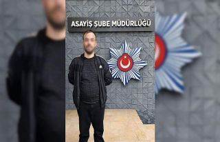 Bursa’da aranan şahıslara operasyonda 8 kişi...