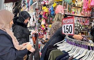 Bursa’da bayram hareketliliği çarşılara yansıdı