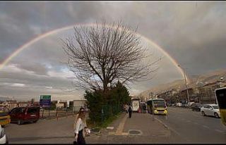 Bursa’da gökkuşağı mest etti
