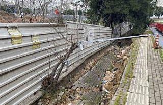 Bursa’da hafriyat çalışmasında yola zarar verdiler