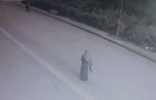 Bursa’da kapkaç anı kamerada 18 suç kaydı bulunan...