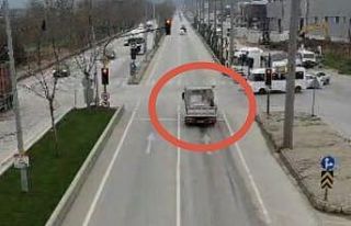 Bursa’da kırmızı ışık ihlali yapan araçlar...