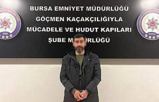 Bursa’da sahte avukat göçmenleri dolandırdı,...