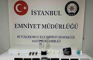 Büyükçekmece’de peçete kutusundan uyuşturucu...