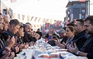 Çamdibi’nde binlerce kişilik iftar sofrası