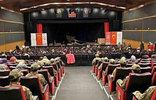 Çanakkale ruhu Erzurum’da sahneye taşındı