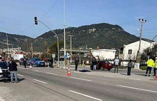 Çanakkale’de otomobilin çarptığı yaya hayatını...