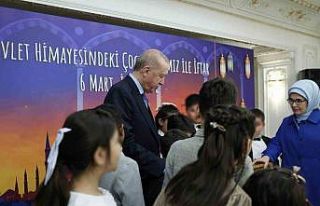 Cumhurbaşkanı Erdoğan, devlet himayesindeki çocuklarla...