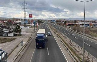 D100 karayolunda bayram dönüşü yoğunluğu