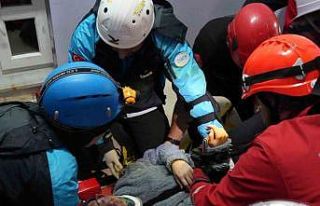 Deprem tatbikatı gerçeği aratmadı