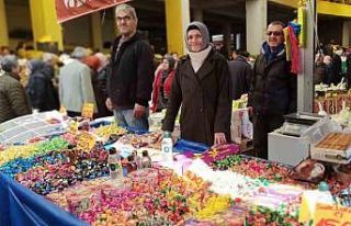 Devrek’te bayram şekerleri ve tatlıları görücüye...