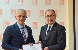 ’Diplomasinin Kodları’ BŞEÜ’de konuşuldu