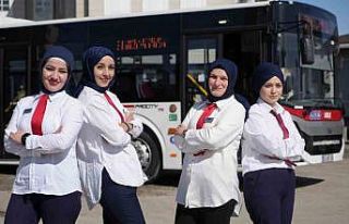 Direksiyonda kadın gücü: Samsun’da yolcuları...