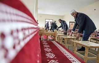 Diyarbakır’da taziye evlerine 732 sedir ve bin...