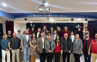 Dünya Tiyatrolar Günü’nde "Plastik Rüyalar"...