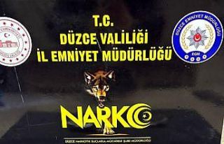 Düzce’de 2 zehir tacirine polis operasyonu
