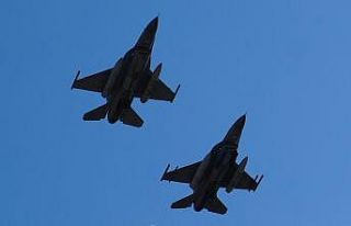 Edirne semalarında F-16 ve Akıncı’dan prova uçuşu