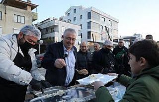 Edremit iftar sofralarında buluşuyor