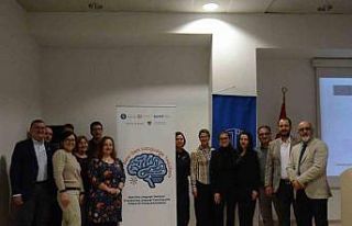 Eğitim Fakültesi’nde yapay zekâ destekli öğretmen...