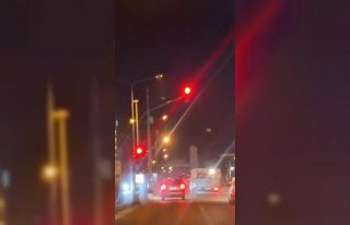 Elazığ’da kamyonetle makas atan ve kırmızı...