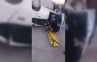 Elazığ’da otomobil takla attı: 2 yaralı