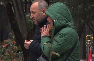 En acı bayram, Edirnekapı Şehitliği’nde gözyaşlarını...