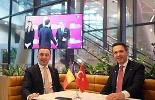 Enerji ve Tabii Kaynaklar Bakanı Bayraktar, Romanyalı...