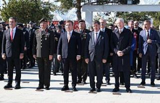 Erzincan’da 18 Mart Töreni: Şehitler dualarla...