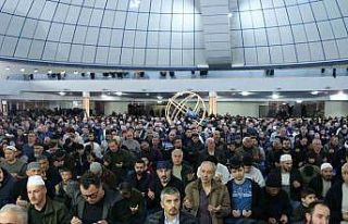 Erzincan’da Kadir Gecesi Terzibaba Camii’nde idrak...