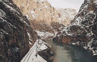 Erzincan’daki kanyonlar turizmcilerin ilgisini çekiyor