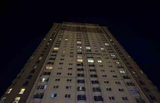 Esenyurt’ta siteden düşen yabancı uyruklu kadın...