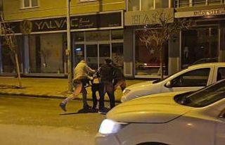 Eskişehir’de olaylı gece: Cadde ortasındaki kavga...