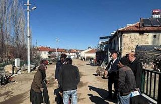 Evi yanan yaşlı kadın için kaymakamlık harekete...