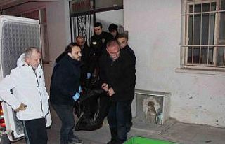 Evinde sahte içki içti, saatler sonra ölü bulundu