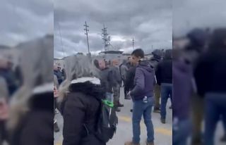 Eylemden sonra kapılar açıldı