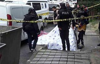 Eyüpsultan’da camdan düşen yaşlı kadın hayatını...