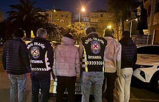 Eyüpsultan’da "yol verme" kavgasında...