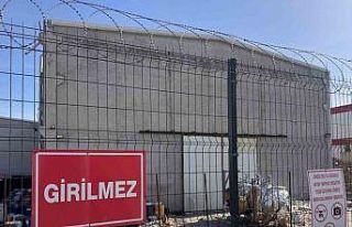 Fabrikada gaz tankı patladı: 4 işçi yaralandı